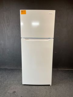 Frigidaire 28"W 18 Cu Ft EnergyStar Top Freezer Refrigerator in White; Optional Icemak IMKTTM0018 - FFHT1822UW NEW