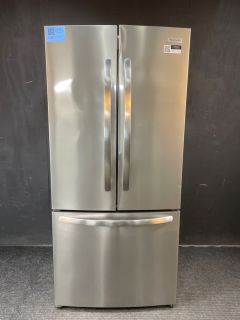 Frigidaire 17.6 cu ft 31.3" wide Counter Depth French Door Non-Dispenser Refrigerator in Stainless - FRFG1723AVC