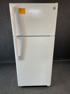 GE 28 Inch Wide 17 Cu Ft Top Freezer Refrigerator in White; Optional IM4D Icemaker - GTS17DTNRWW