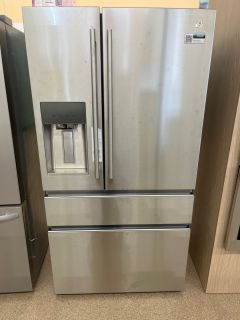 Electrolux 21.4 Cu Ft 35.75" Wide 4 Door Counter Depth French Door Refrigerator in Stainless - ERMC2295AS