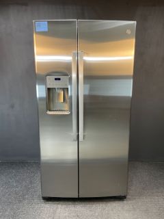 GE 25.1 Cu Ft 35.75" Wide Side by Side Refrigerator in Print Proof Stainless - GSS25IYNFSC
