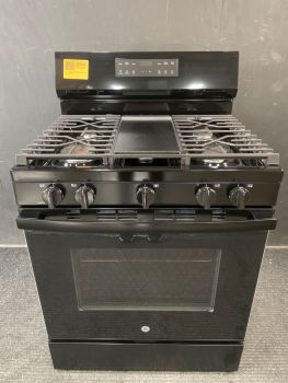 GE 30" Free-Standing Gas Range w/ Self Clean 5 Burners in Black - GGF500PVBB