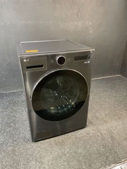 LG 5.0 Cubic Ft. 27" Wide Front Load Washer with Steam in Black Steel - WM6700HBAC