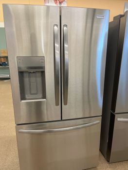 Refrigerador Frigidaire de puerta francesa de 27.8 pies cúbicos y 35.75 pulgadas de ancho en acero inoxidable - FRFS2823AS