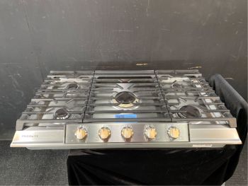 Placa de cocción a gas Frigidaire Pro Series de 36" en acero inoxidable - PCCG3680ASC