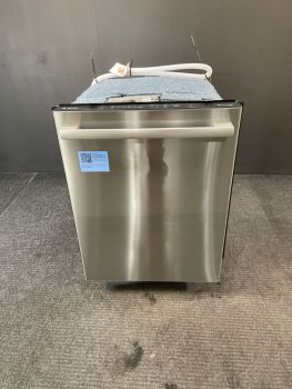 Bosch 500 Series 24" Top Control 44 Decibel Dishwasher with Bar Handle and 3rd Rack in Stainless - SHX65DM5N