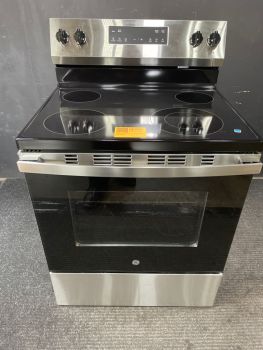 GE 30" Electric Range Steam Clean Smooth Top Cooktop in Stainless Steel - GRF400SVSSC