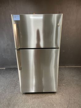GE Stainless 21 cu ft Top Freezer 32.75" wide uses IM4D - GTS22KYNRFSC