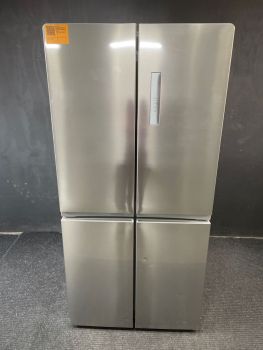 Refrigerador Frigidaire de 17.4" de ancho, 4 puertas, congelador inferior, en acero inoxidable - FRQG1721AVC