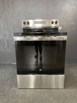 GE 30" Electric Range Steam Clean Smooth Top Cooktop in Stainless Steel - GRF400SVSS