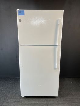 GE 30 Inch Wide 19 Cu Ft Energy Star Top Freezer Refrigerator in White; Optional IM4D Icemaker - GTE19DTNRWWC1