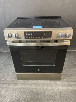 Cocina eléctrica empotrable GE de 76 cm con freidora de aire sin precalentamiento y bandeja de horno EasyWash en color pizarra - GRS600AVES