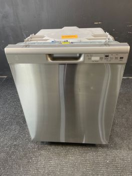 GE 24 Inch Built In Front Control 52 dBA Stainless Dishwasher with Dry Boost - GDF550PSRSSC