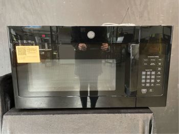 GE 1.6 Cubic Ft. Capacity 30" wide 1000W Over the Range Microwave in Black - JVM3160DFBBC