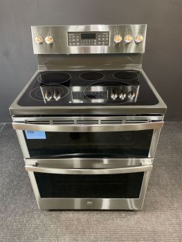 Cocina eléctrica inteligente GE Profile de 76 cm (30") con doble horno, superficie lisa, convección y freidora de aire, en acero inoxidable - PB965YPFS