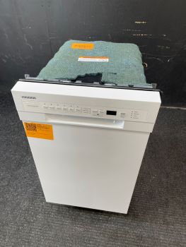 Frigidaire 18" Built In Front Control 52 Decibel Dishwasher in White - FFBD1831UWC