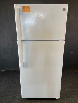 GE 28 Inch Wide 17 Cu Ft Top Freezer Refrigerator in White; Optional IM4D Icemaker - GTS17DTNRWW