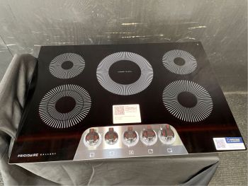 Frigidaire Gallery 30'' Black Stainless Steel Electric Cooktop - GCCE3070AD