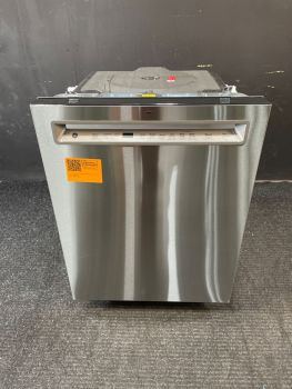 GE 24 Inch Built In Front Control 47 dBA Print Resistant Stainless Dishwasher with Dry Boost - GDF650SYVFS