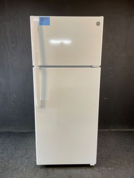 GE 28 Inch Wide 18 Cu Ft Top Freezer Refrigerator in White; uses optional IM4D Icemaker - GTS18HGNRWWC
