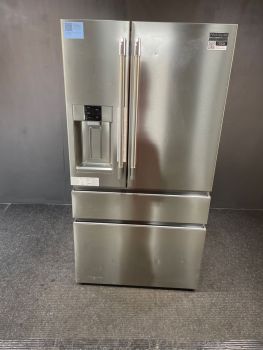 Refrigerador Frigidaire Professional de 36" y 22 pies cúbicos, 4 puertas, estilo francés, de profundidad estándar, de acero inoxidable antihuellas - PRMC2285AFC