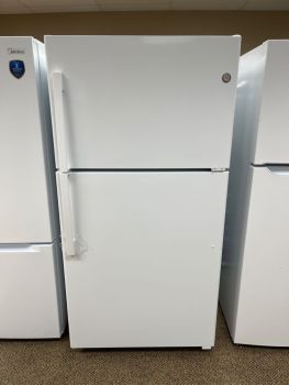GE White 21.9 cu ft Top Freezer 32.75 inch uses IM4D - GTS22KGNRWW