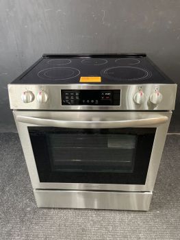 Frigidaire 30" Slide In Electric Range in Stainless - FCFE3083AS