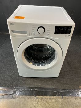 LG 4.5 Cubic Ft. 27" Wide Front Load Washer in White - WM3470CWC