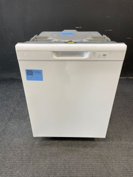 GE 24" Wide Front Control 60 Decibel White Dishwasher - GDF460PGTWWC