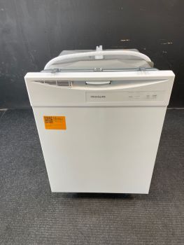 Frigidaire Built In 24" 62 dBA Front Control Dishwasher in White - FDPC4221AW
