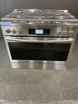 Frigidaire Gallery 36" Smudge-Proof Stainless Steel Freestanding Gas Range - GCFG3661AFC