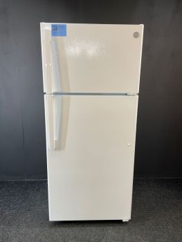 GE 28 Inch Wide 17 Cu Ft Top Freezer Refrigerator in White; Optional IM4D Icemaker - GTS17DTNRWWC