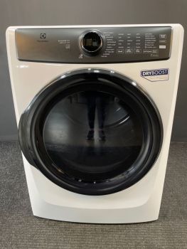 Secadora eléctrica Electrolux de 8 pies cúbicos con control frontal y vapor, color blanco - ELFE7738AWC