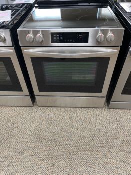 Frigidaire 30" Slide In Electric Range in Stainless - FCFE3083AS