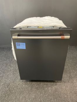 Lavavajillas GE Cafe de 61 cm con tercera bandeja en negro mate - CDT858P3VD1C