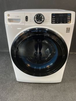 GE 4.6 Cubic Ft. 28" Wide  Front Load Washer in White - GFW510SCVWWC