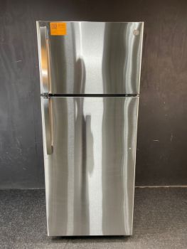 GE 28 Inch Wide 18 Cu Ft Energy Star Top Freezer Refrigerator in Stainless; Optional IM4D Icemaker - GTE18GSNRSSC