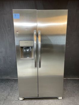 Refrigerador Frigidaire de 26 pies cúbicos y 35.75 pulgadas de ancho, de dos puertas verticales, en acero inoxidable - FRSS2623ASC