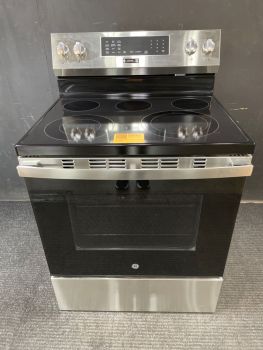 GE 30" Electric Convection Range w/ No Preheat Air Fry and EasyWash Oven Tray in Stainless Steel - GRF600AVSSC