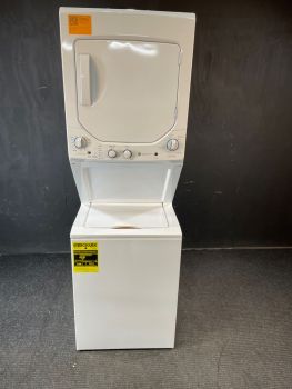 GE 2.3/4.4 Cubic Ft 24" wide Electric Stacked Washer/Dryer in White - GUD24ESSMWWC