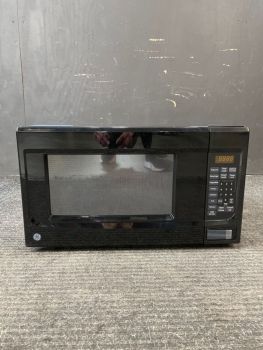 GE 1.4 Cu Ft 1100W Countertop Microwave with Sensor in Black - JES1460DSBB