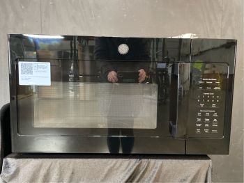 GE 1.7 Cubic Ft. Capacity 30" wide 1000W Over the Range Sensor Microwave in Black - JVM6175DKBBC