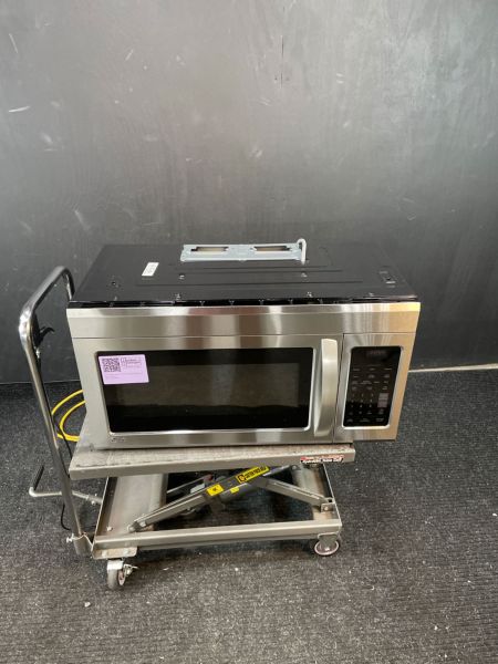 LG LMV1831SB: 1.8 cu.ft. Over-the-Range Microwave Oven