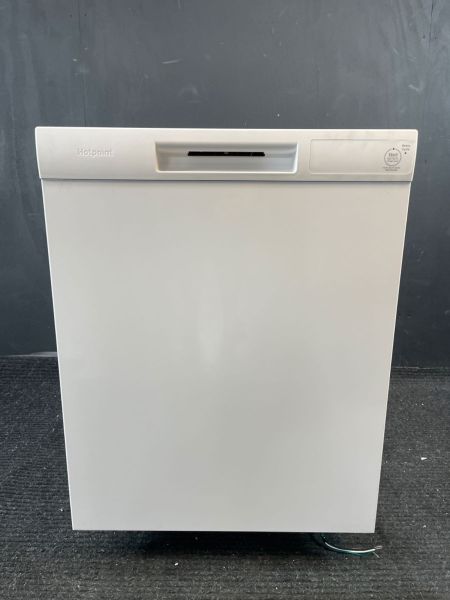 Retailer 24 inch dishwasher white