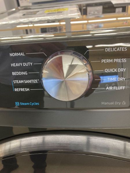 Samsung 7.5 cu ft gas dryer Black Steel w/ Steam Sanitize+