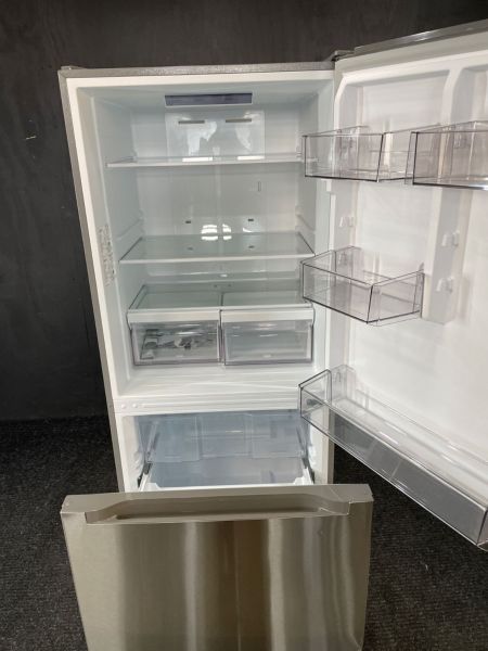 godrej ka fridge dikhayen