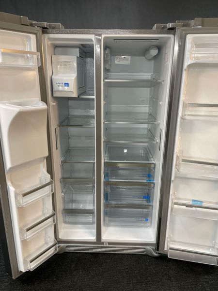 frigidaire gallery 25.6 cu ft side by side refrigerator